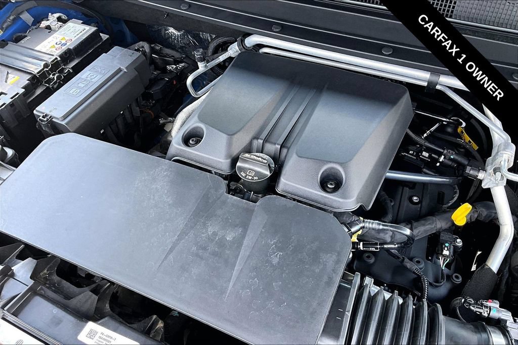 Used 2025 Chevrolet Colorado Trail Boss AWD/4WD image 30