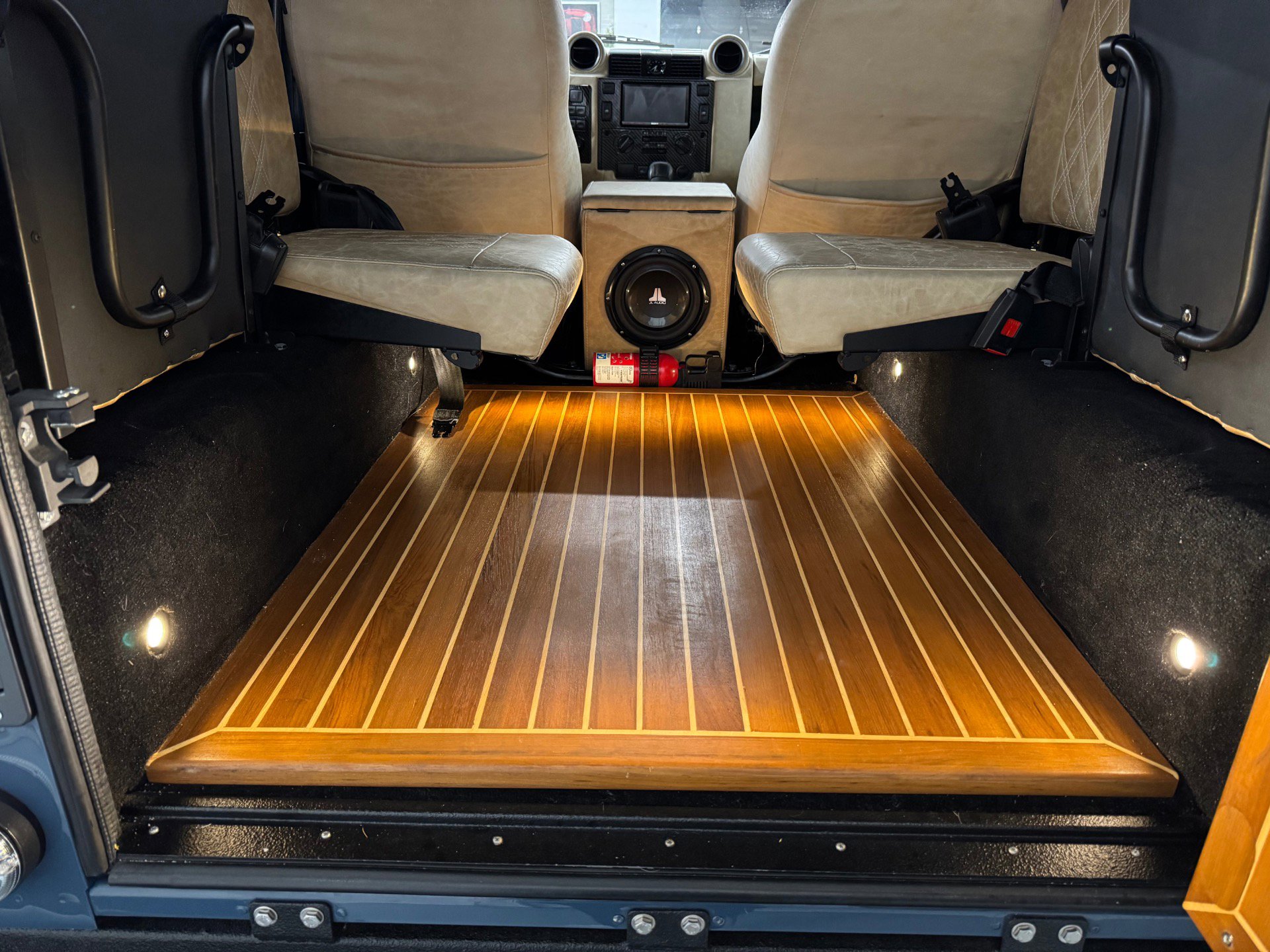 Used 1997 Land Rover Defender 90 image 33