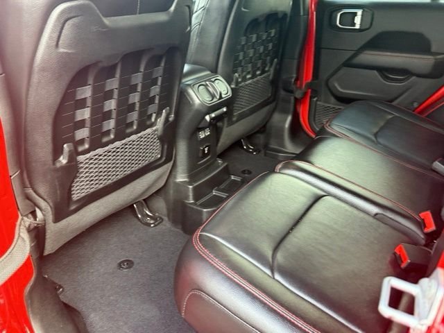 Used 2022 Jeep Wrangler Unlimited Rubicon w/ LED Lighting Group AWD/4WD image 23