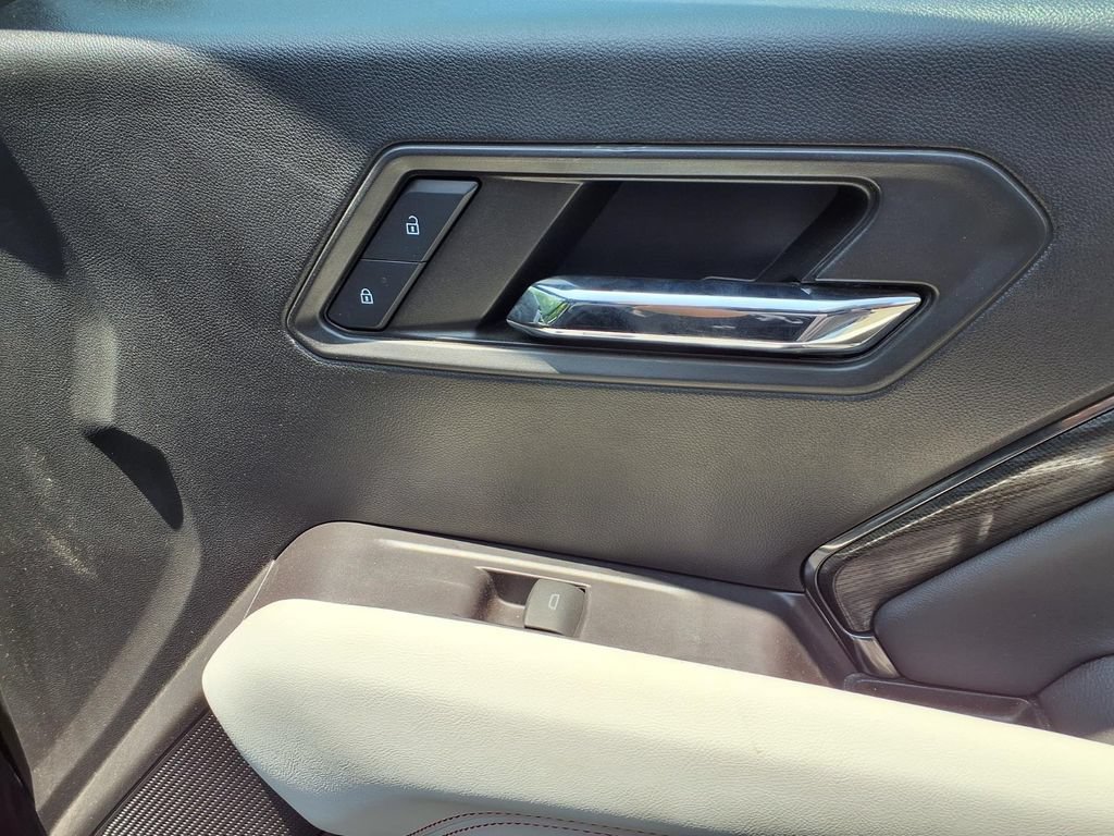 Certified 2024 GMC Canyon AT4X AWD/4WD image 24