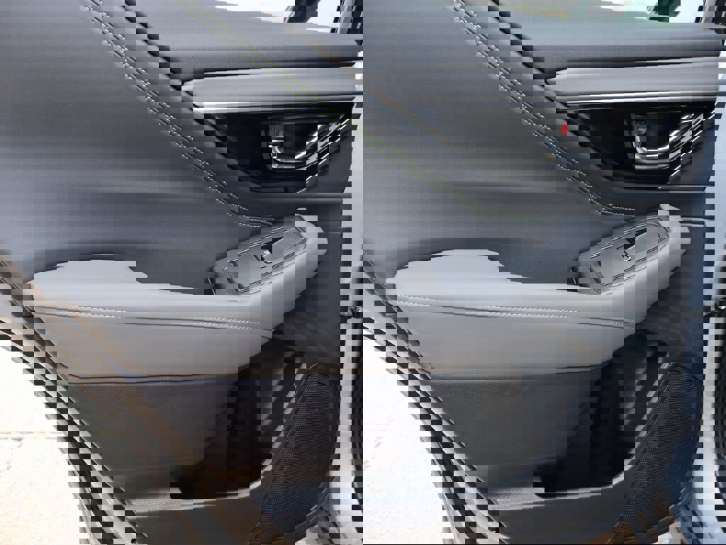 Used 2023 Subaru Outback Onyx Edition image 18