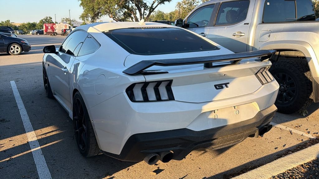 Used 2024 Ford Mustang GT Premium RWD image 6