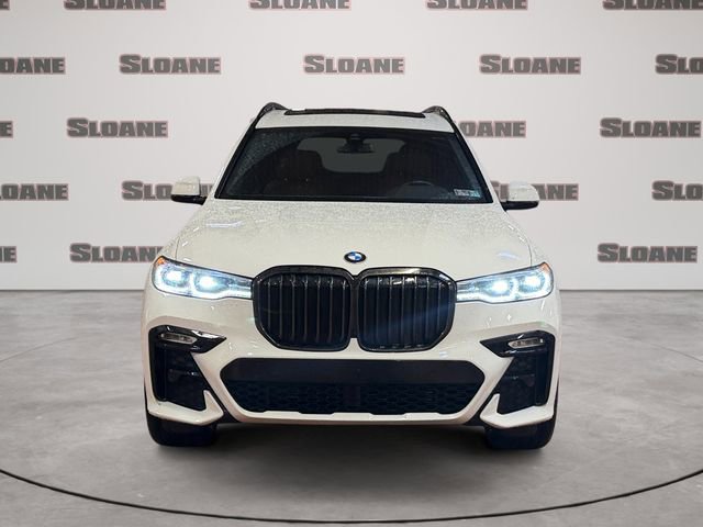 Used 2022 BMW X7 xDrive40i w/ M Sport Package AWD/4WD image 8
