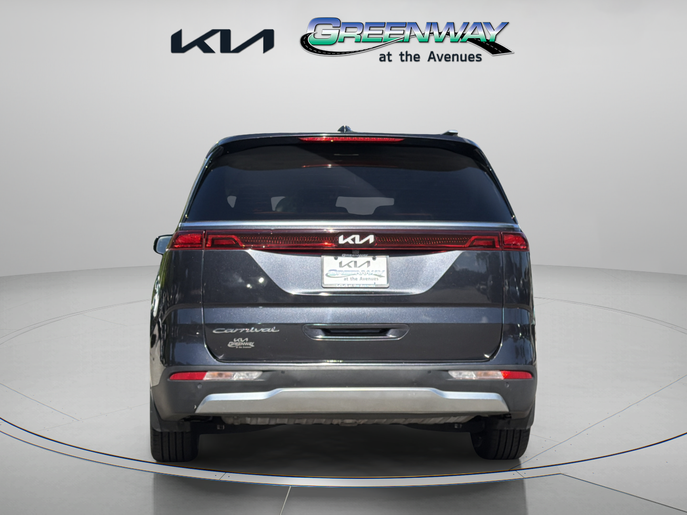 Used 2022 Kia Carnival SX FWD image 5