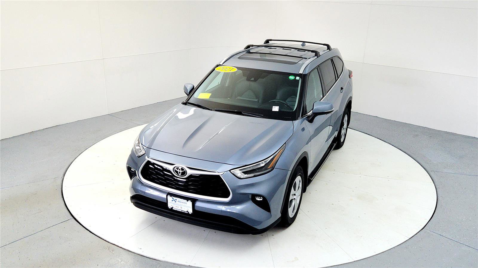 Certified 2021 Toyota Highlander XLE image 14