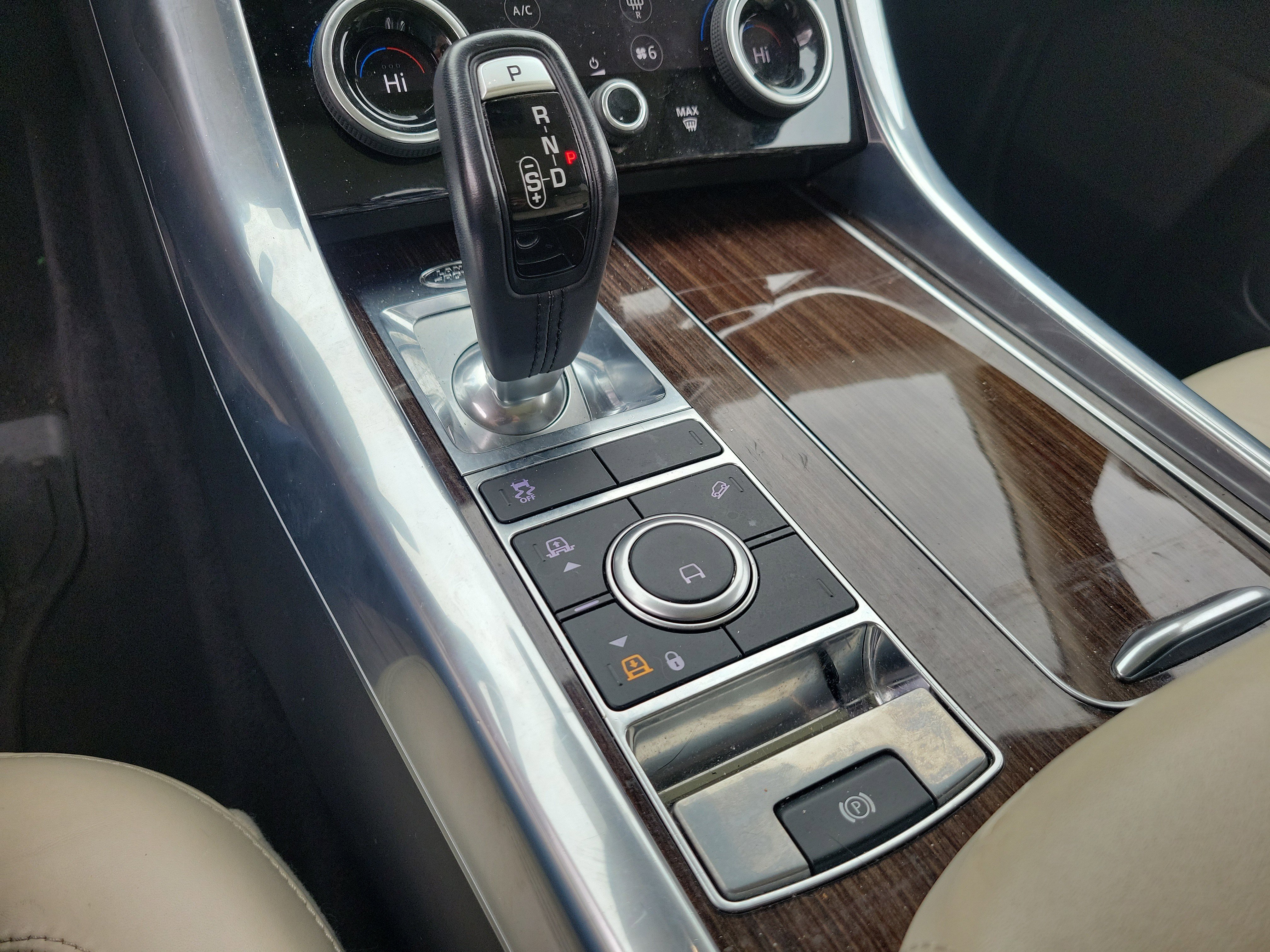 Used 2019 Land Rover Range Rover Sport HSE image 20