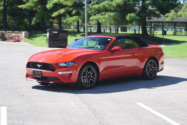Used 2021 Ford Mustang Premium RWD image 19