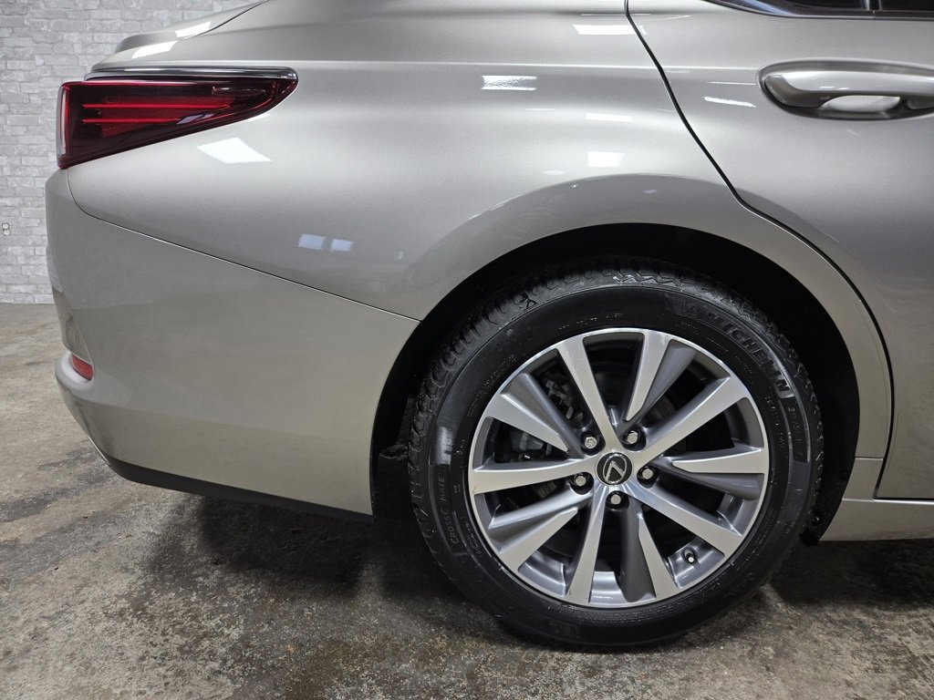 Used 2021 Lexus ES 350 w/ Premium Package image 56