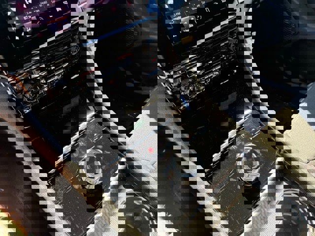 New 2025 Jeep Grand Cherokee Laredo w/ Trailer Tow Package image 19