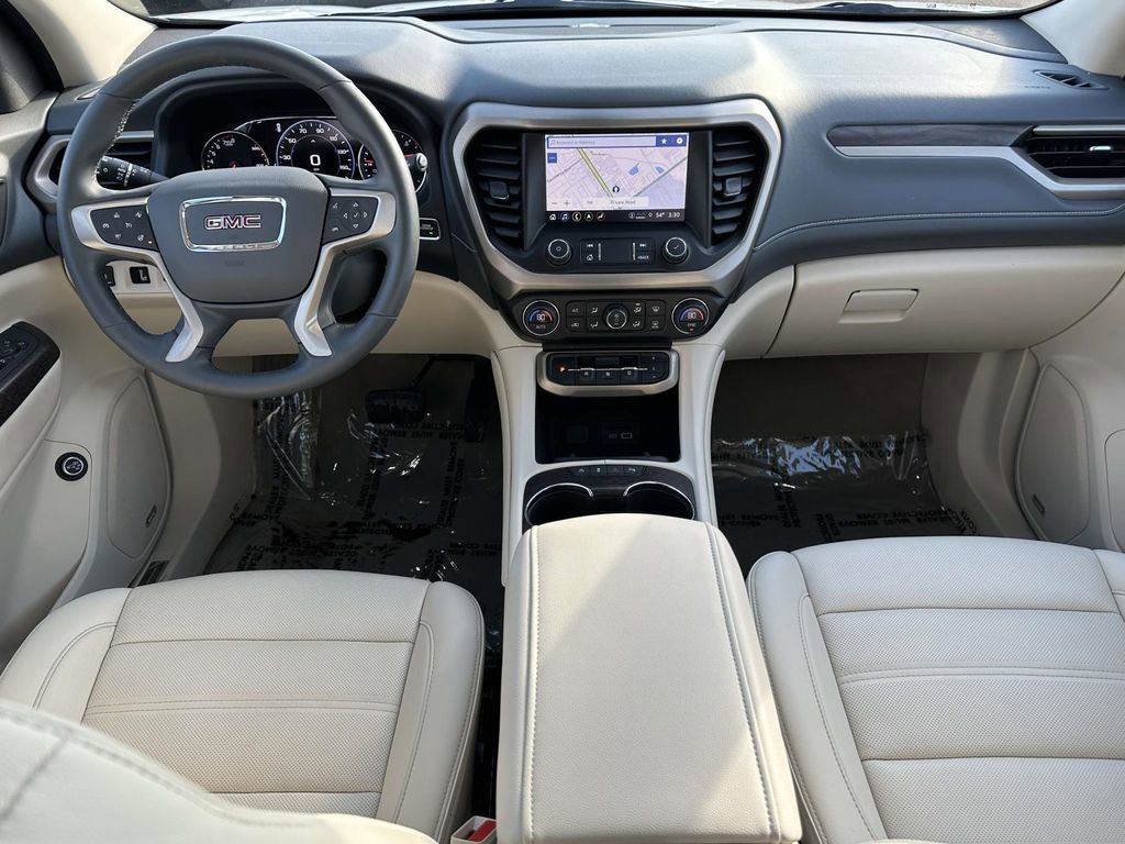 Certified 2023 GMC Acadia Denali w/ Denali Ultimate Package image 16