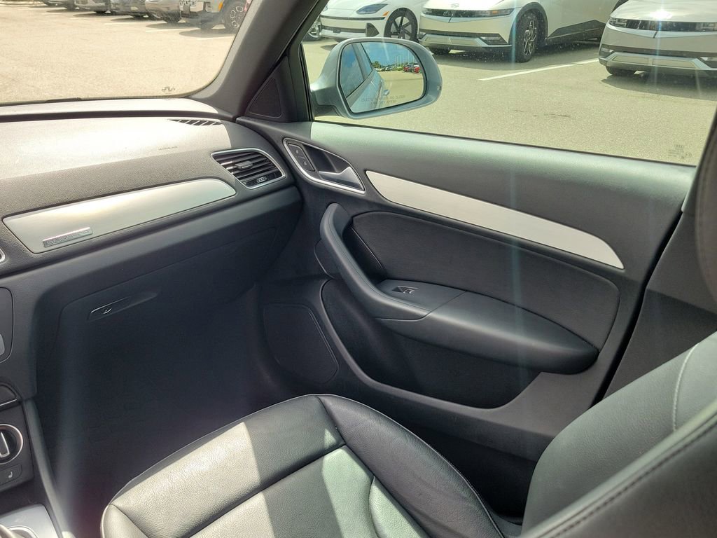 Used 2018 Audi Q3 2.0T Premium image 21