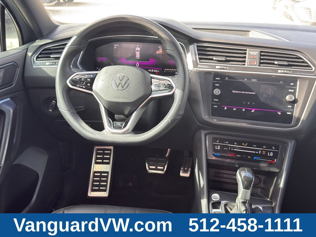 Used 2023 Volkswagen Tiguan SE R-Line FWD image 28