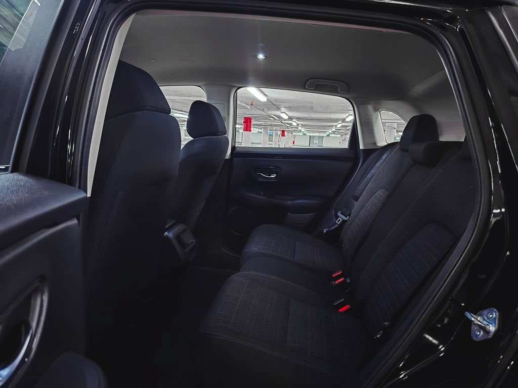 Used 2023 Honda HR-V LX image 18