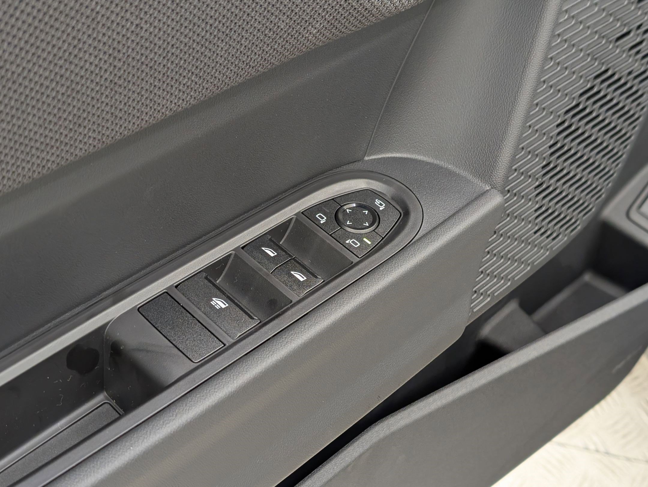 New 2026 MINI Cooper S image 17