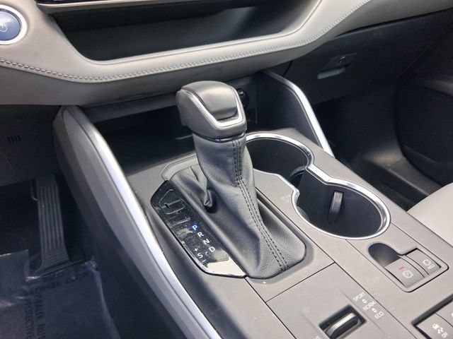 Used 2021 Toyota Highlander XLE FWD image 20