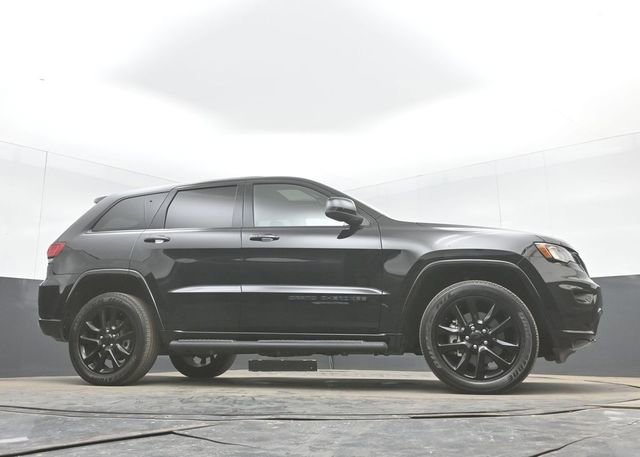 Used 2021 Jeep Grand Cherokee Laredo X AWD/4WD image 46