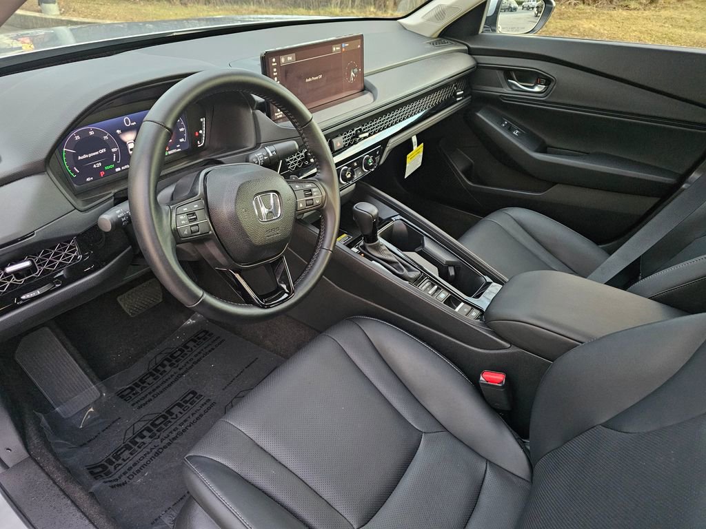 Used 2025 Honda Accord EX-L image 9