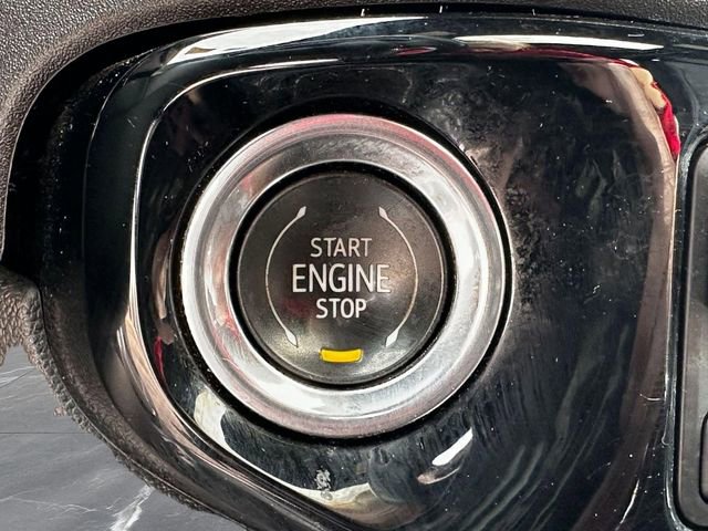 Used 2023 Chevrolet Silverado 1500 High Country w/ Technology Package AWD/4WD image 20