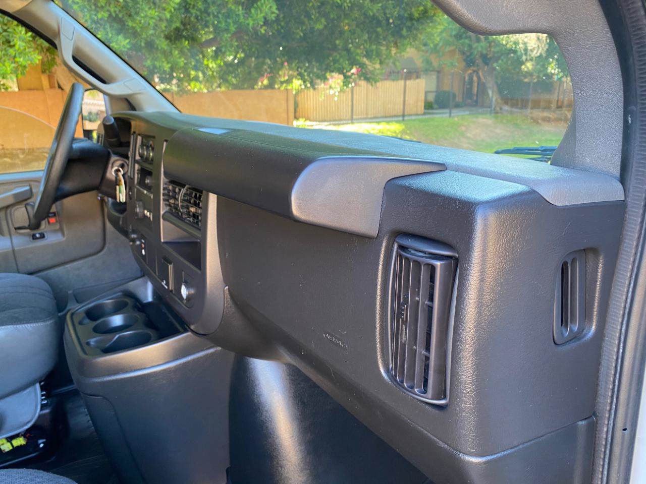 Used 2025 GMC Savana 2500 w/ Driver Convenience Package RWD image 25