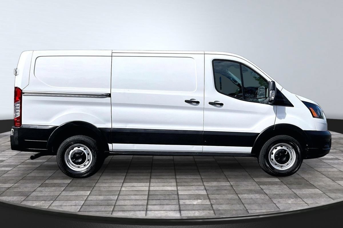 Used 2020 Ford Transit 250 Low Roof w/ Load Area Protection Package RWD image 8
