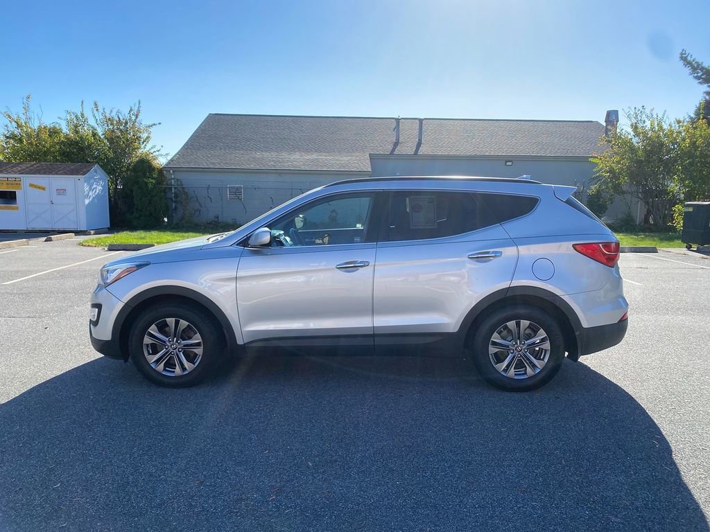 Used 2013 Hyundai Santa Fe Sport w/ Popular Equipment Pkg image 9