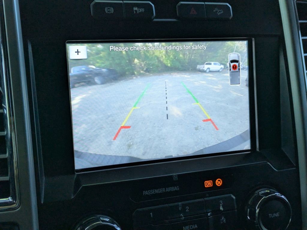 Used 2017 Ford F250 Lariat w/ Lariat Value Package image 21