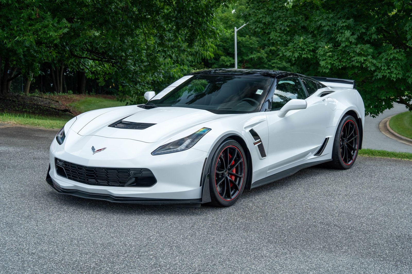 Used 2018 Chevrolet Corvette Grand Sport w/ Z07 Performance Package image 4