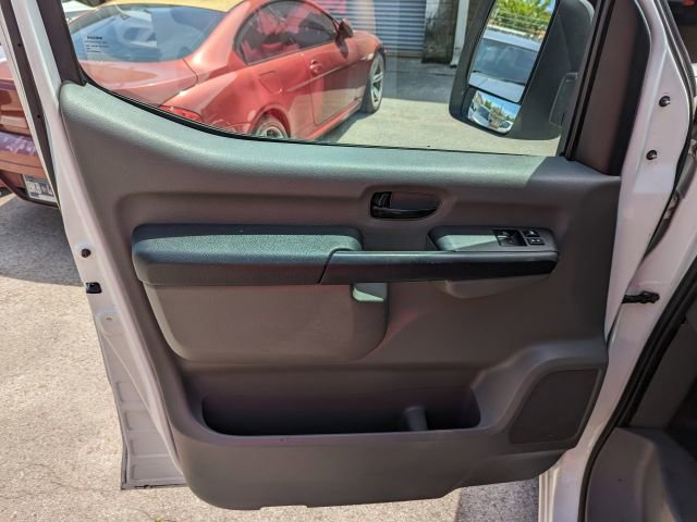 Used 2019 Nissan NV 2500 SV RWD image 12