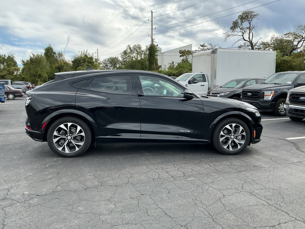 Used 2022 Ford Mustang Mach-E Premium AWD/4WD image 11