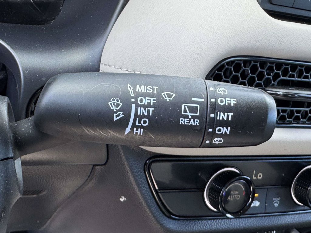 Used 2024 Honda HR-V LX image 22
