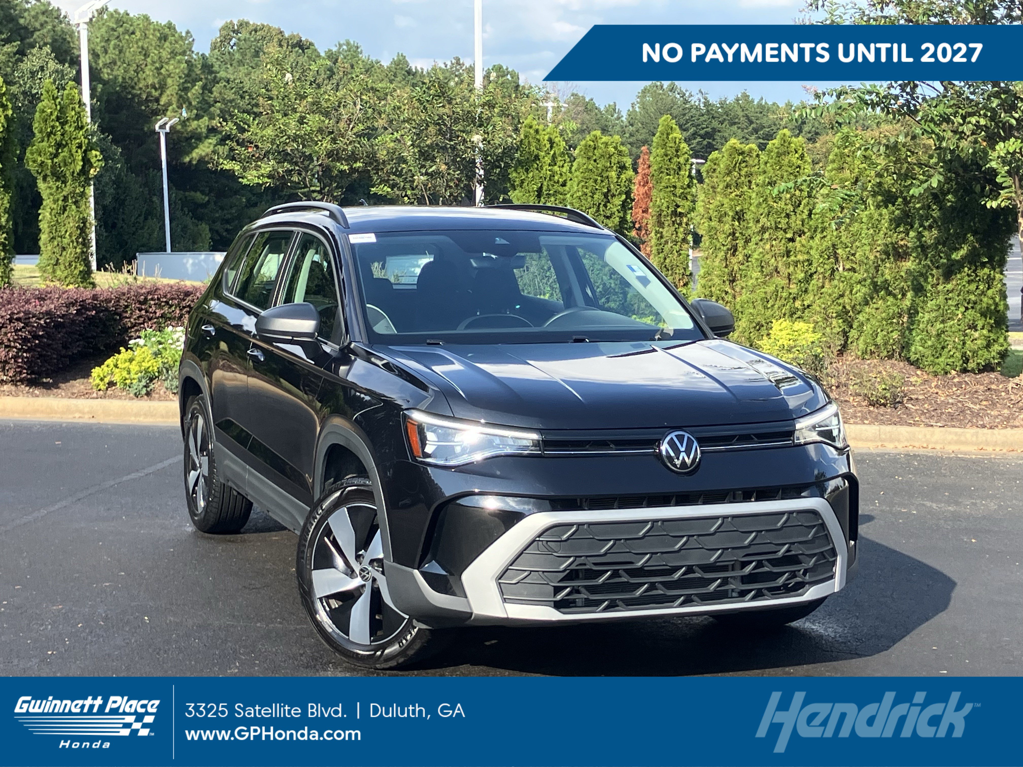 Used 2025 Volkswagen Taos S AWD/4WD image 1