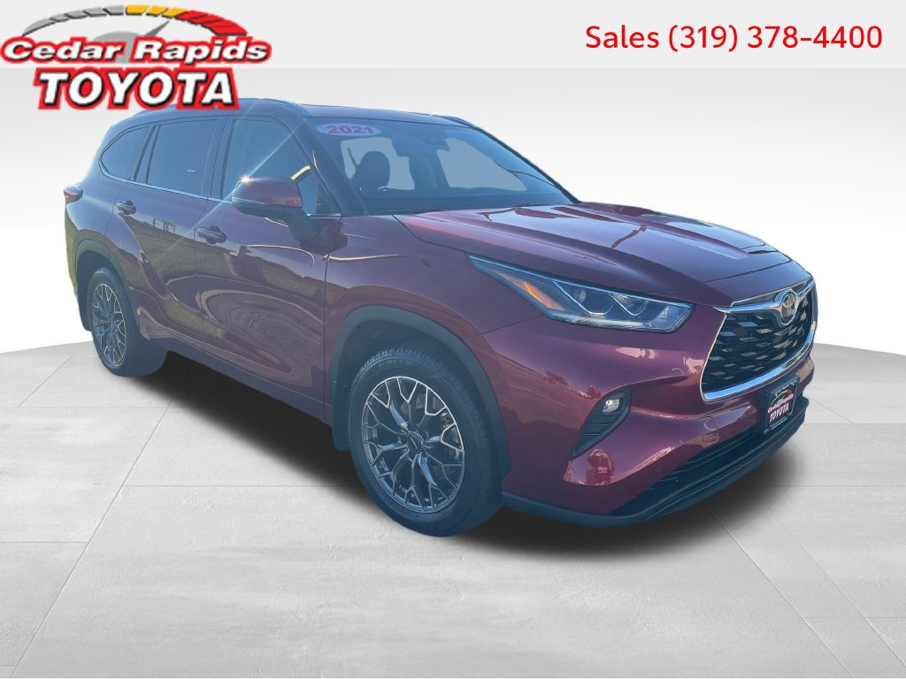 Certified 2021 Toyota Highlander Limited AWD/4WD image 10