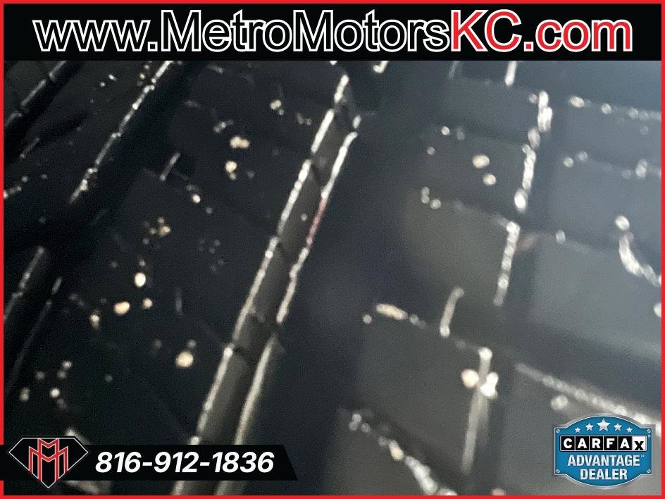 Used 2018 BMW 330i Gran Turismo xDrive image 14