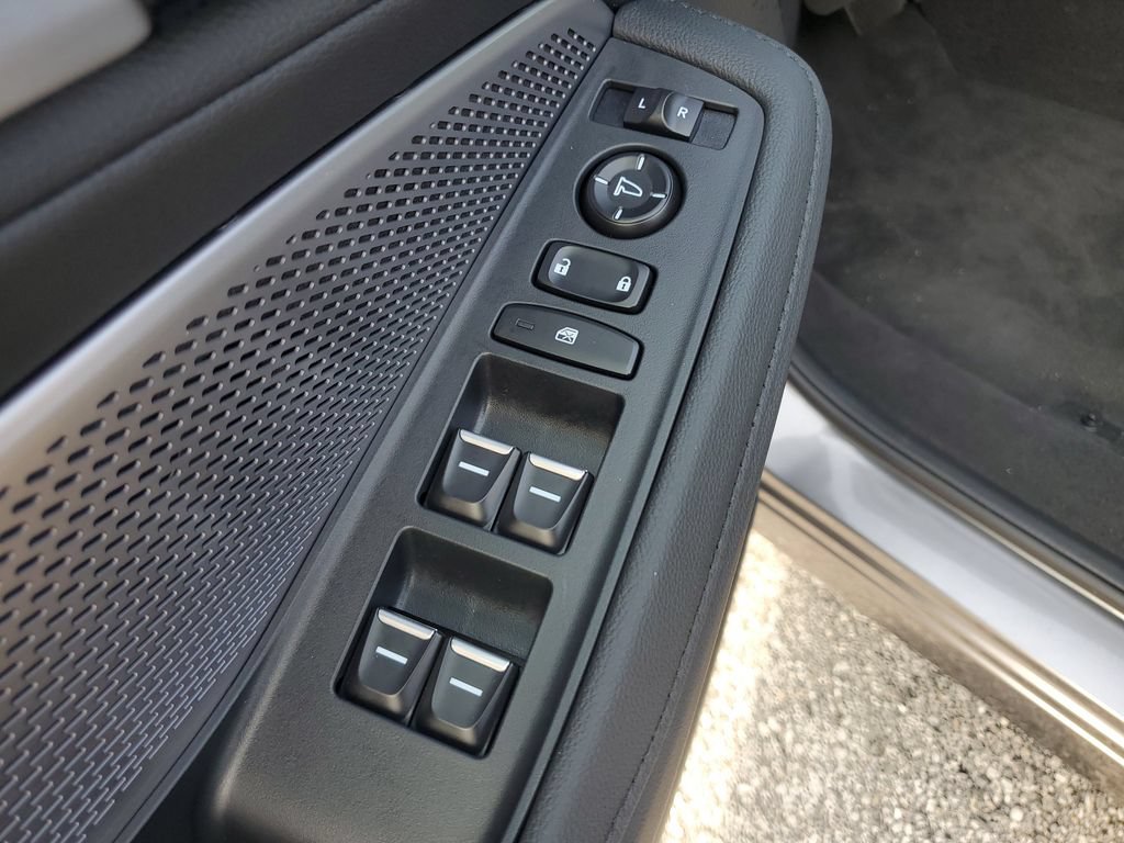 Certified 2026 Acura MDX FWD image 20