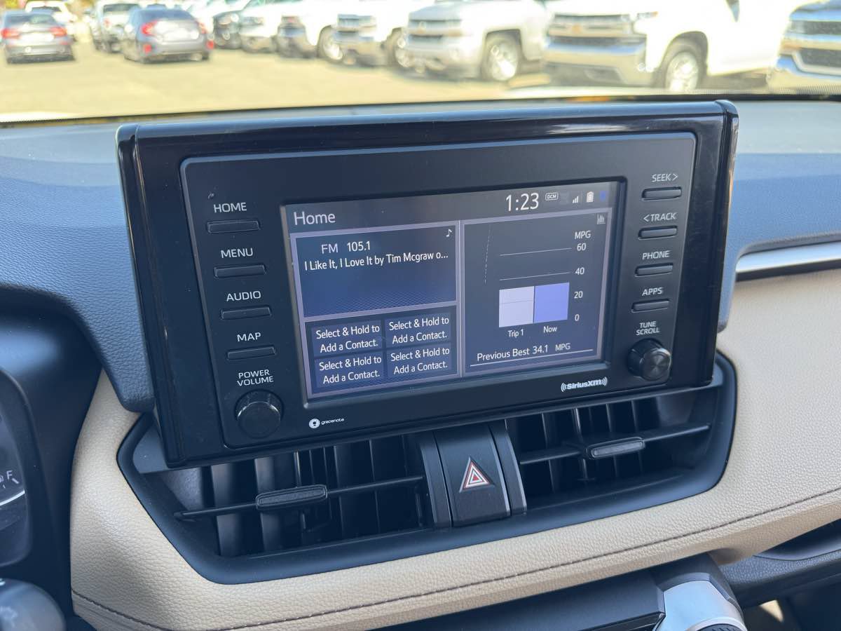Used 2020 Toyota RAV4 XLE w/ Convenience Package AWD/4WD image 29