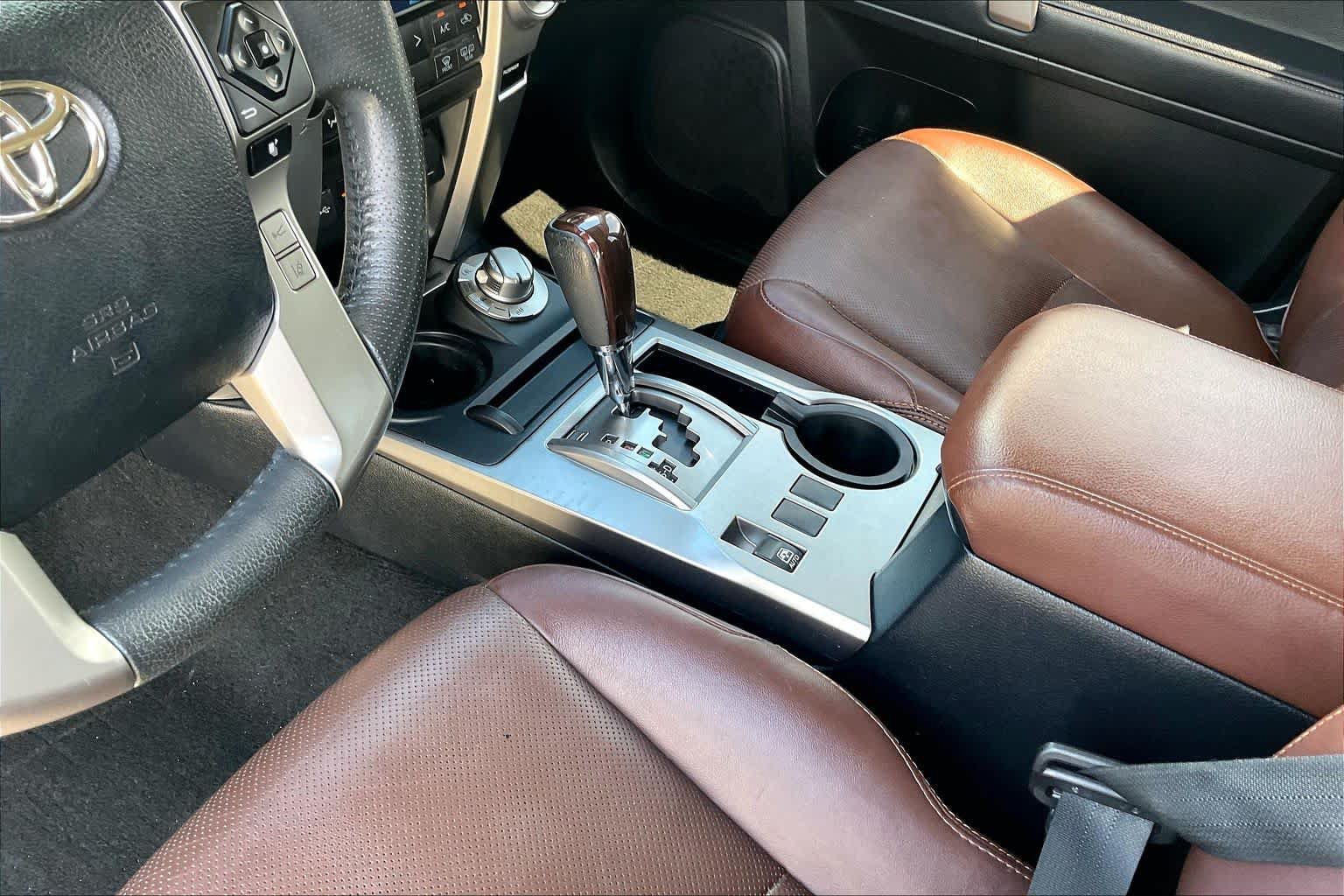 Used 2021 Toyota 4Runner Limited AWD/4WD image 31