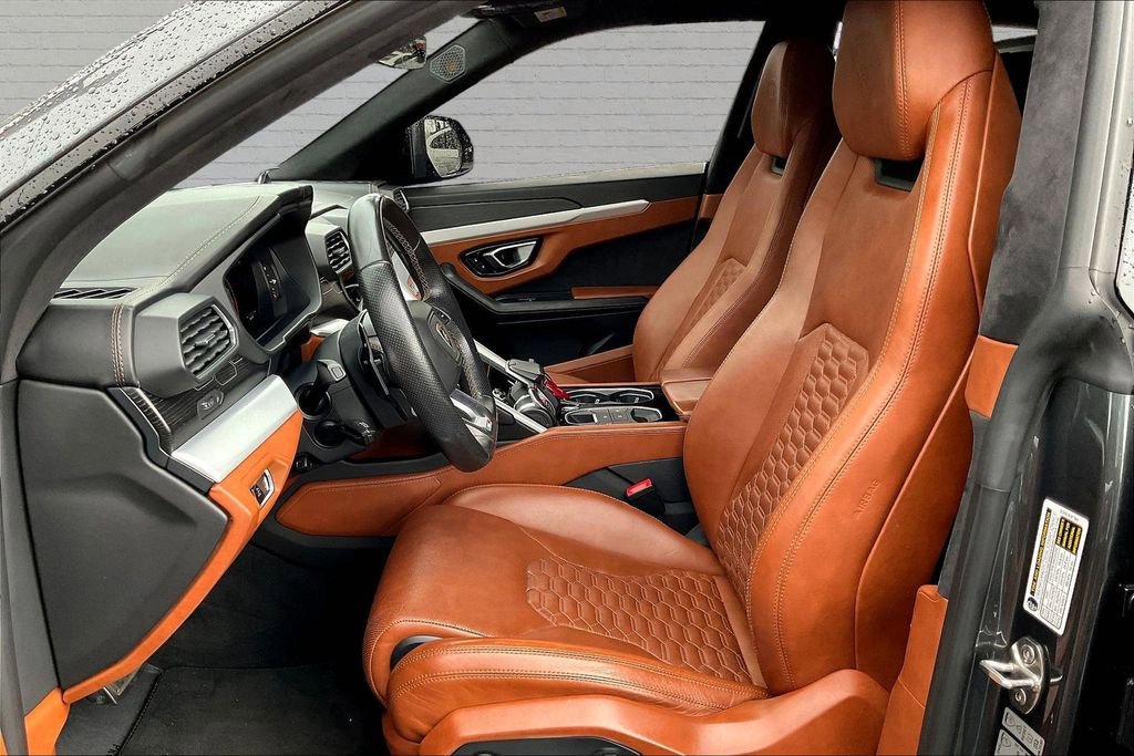 Used 2019 Lamborghini Urus AWD/4WD image 20