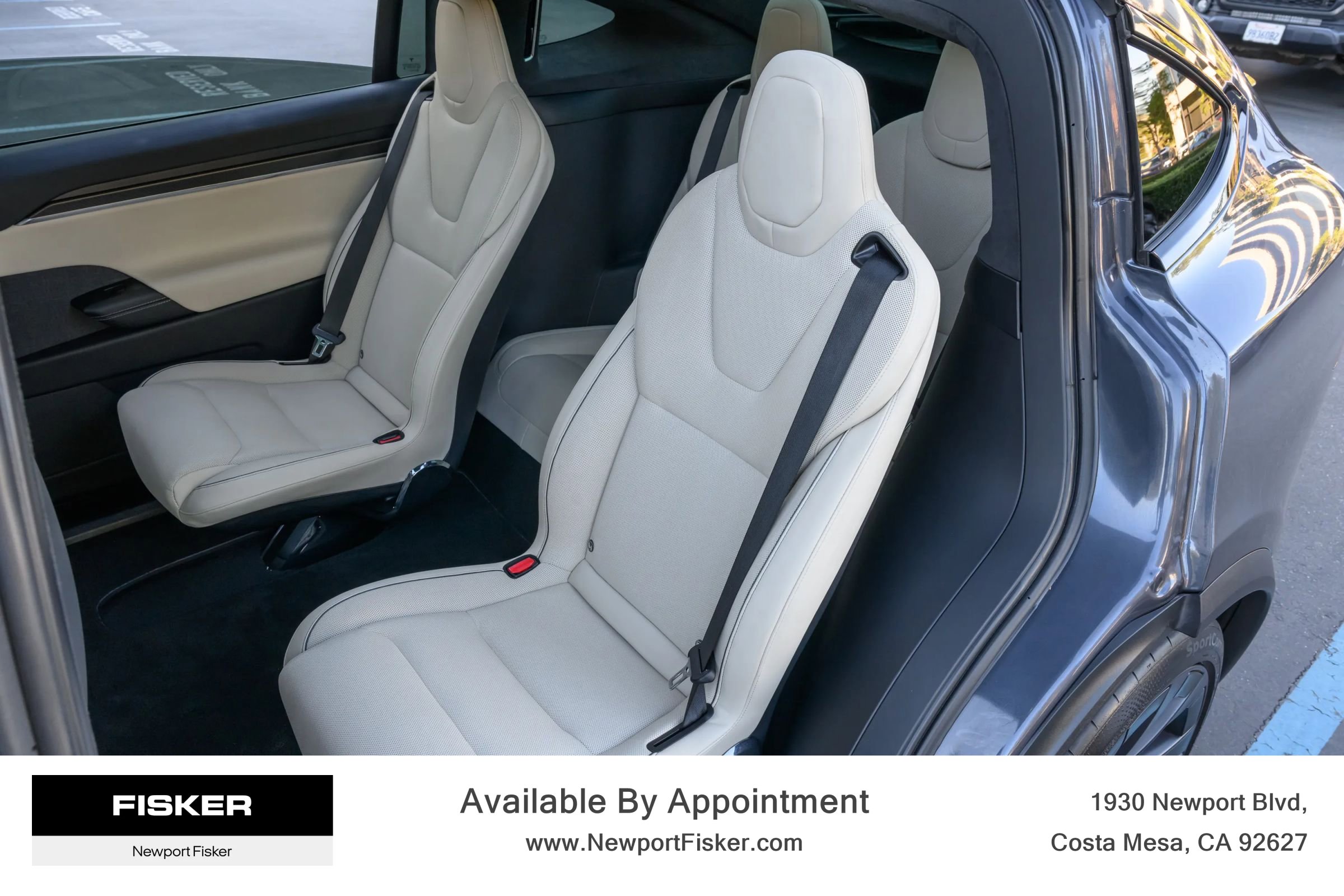 Used 2022 Tesla Model X Plaid image 16