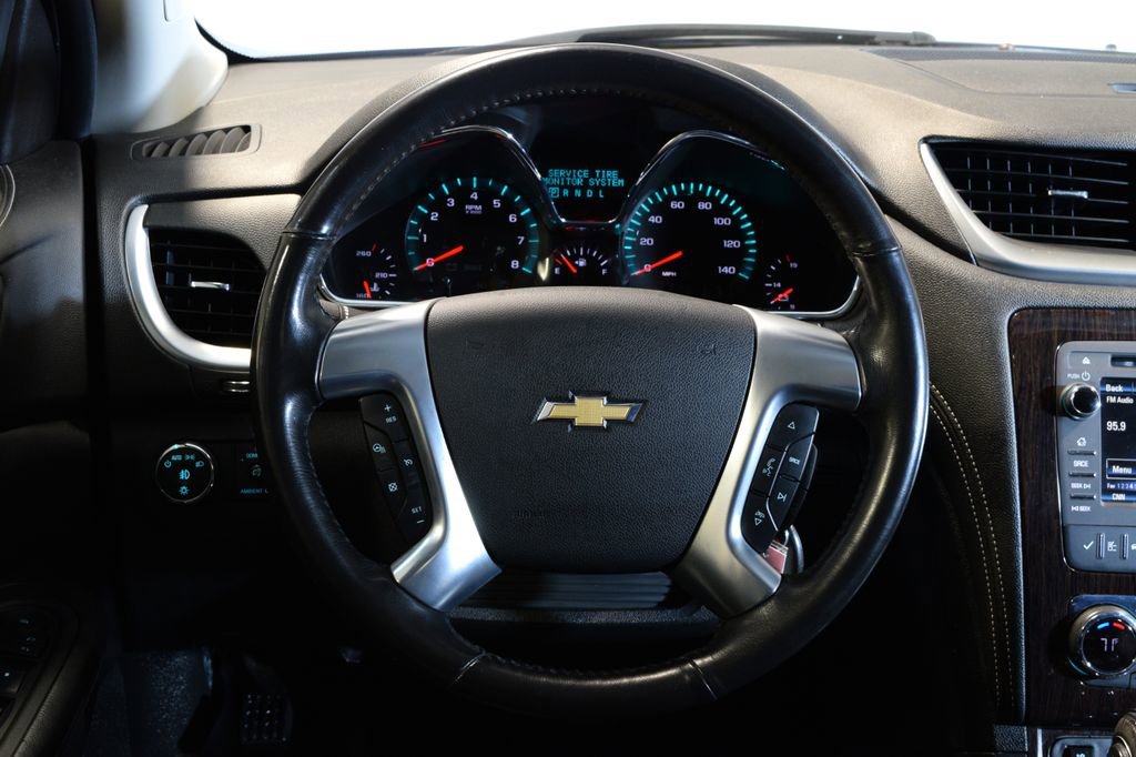 Used 2017 Chevrolet Traverse Premier image 20