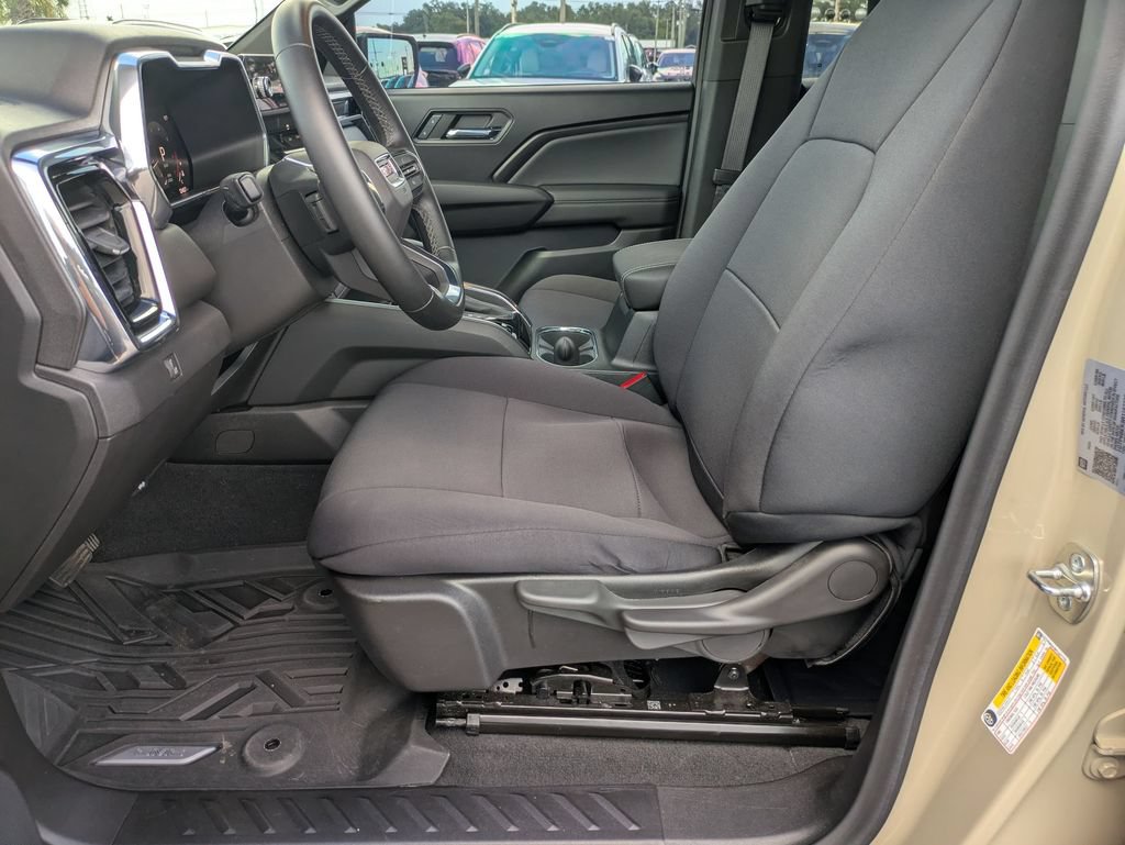 Used 2024 GMC Canyon Elevation AWD/4WD image 11