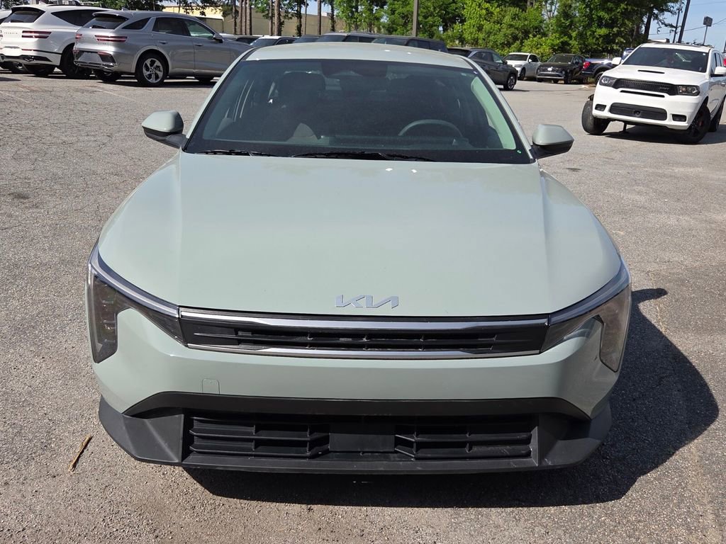 Used 2025 Kia K4 LXS image 2