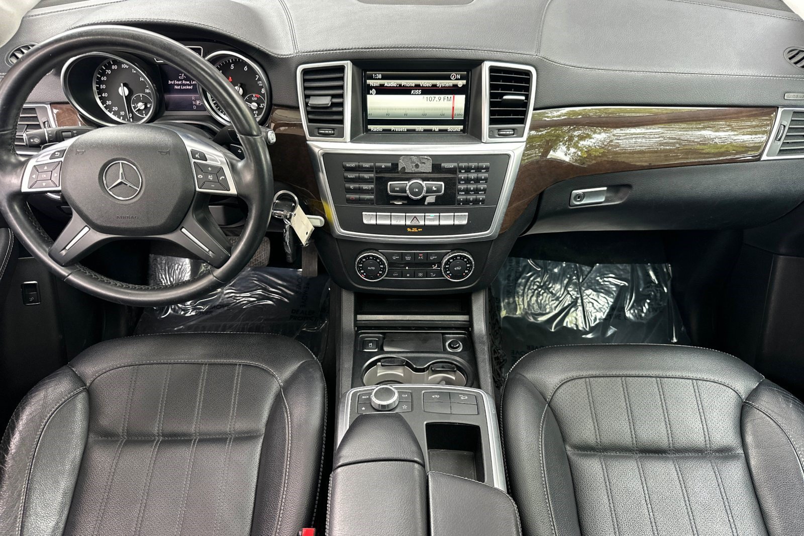 Used 2015 Mercedes-Benz GL 450 4MATIC image 16