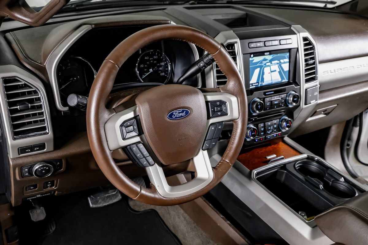 Used 2018 Ford F350 King Ranch w/ King Ranch Ultimate Package AWD/4WD image 15