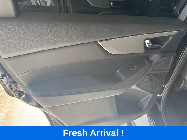 Used 2025 Acura MDX FWD image 13