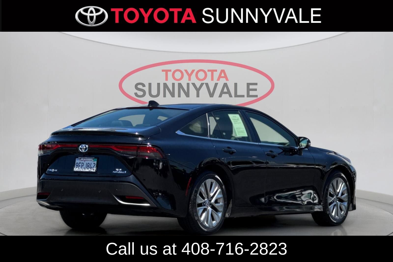Certified 2022 Toyota Mirai w/ Advanced Technology Package RWD image 3