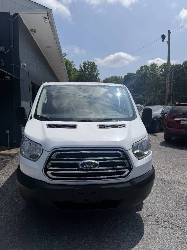Used 2019 Ford Transit 350 XLT RWD image 3