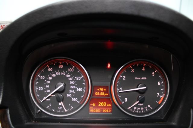 Used 2011 BMW 328i Sedan RWD image 17