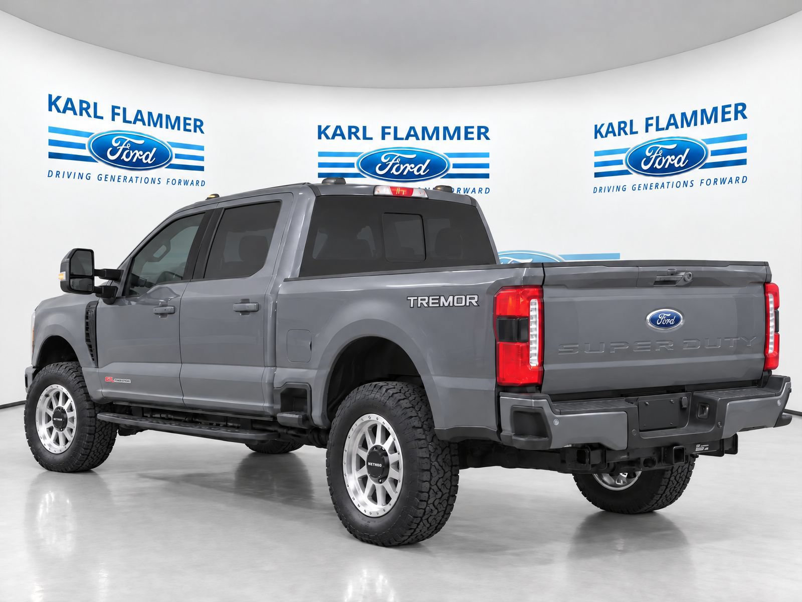 Used 2024 Ford F250 Lariat w/ Lariat Ultimate Package AWD/4WD image 5