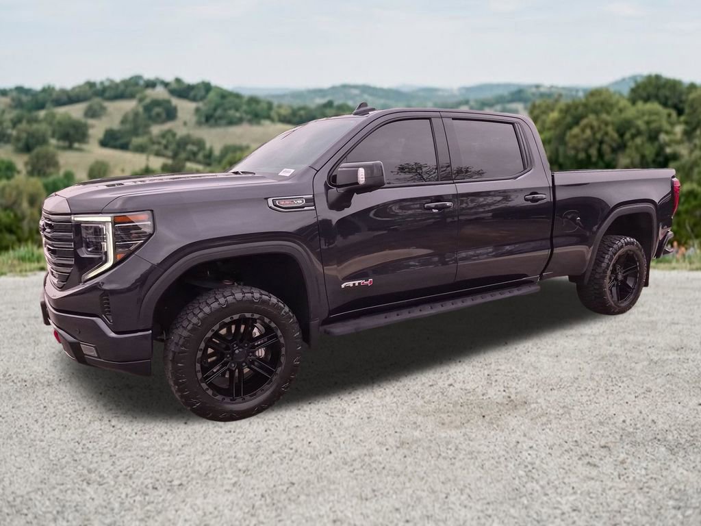 Used 2022 GMC Sierra 1500 AT4 w/ AT4 Premium Package AWD/4WD image 4