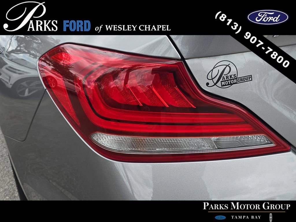 Used 2021 Genesis G70 2.0T w/ Elite Package RWD image 7